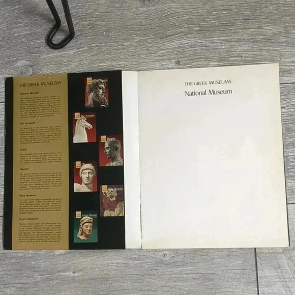 Catalog of highlights of Greek  National Archaeological Museum from 1975 - Picture 7 of 8